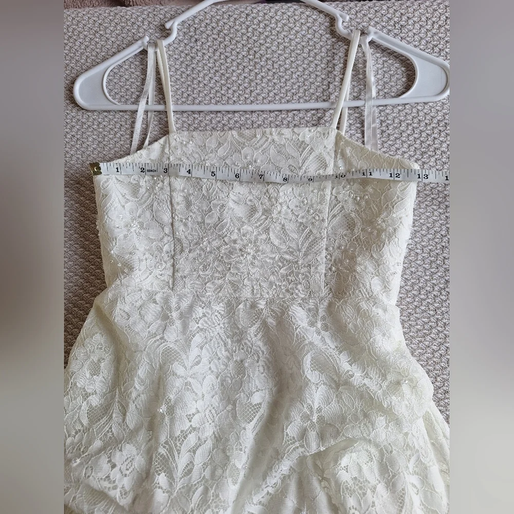 David's Bridal Elegant White Lace Dress - Picture 4 of 11